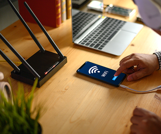Which Major Providers Offer 100Mbps Broadband Deals