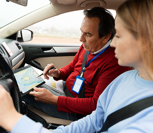 Selecting Your Driving Instructor: Things to Keep in Mind