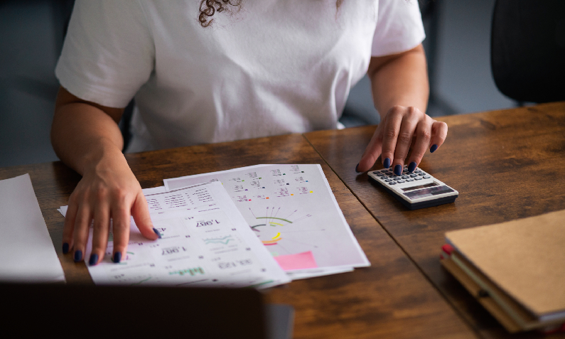 How Can Smart Meters and
      Displays Help Track Energy Use